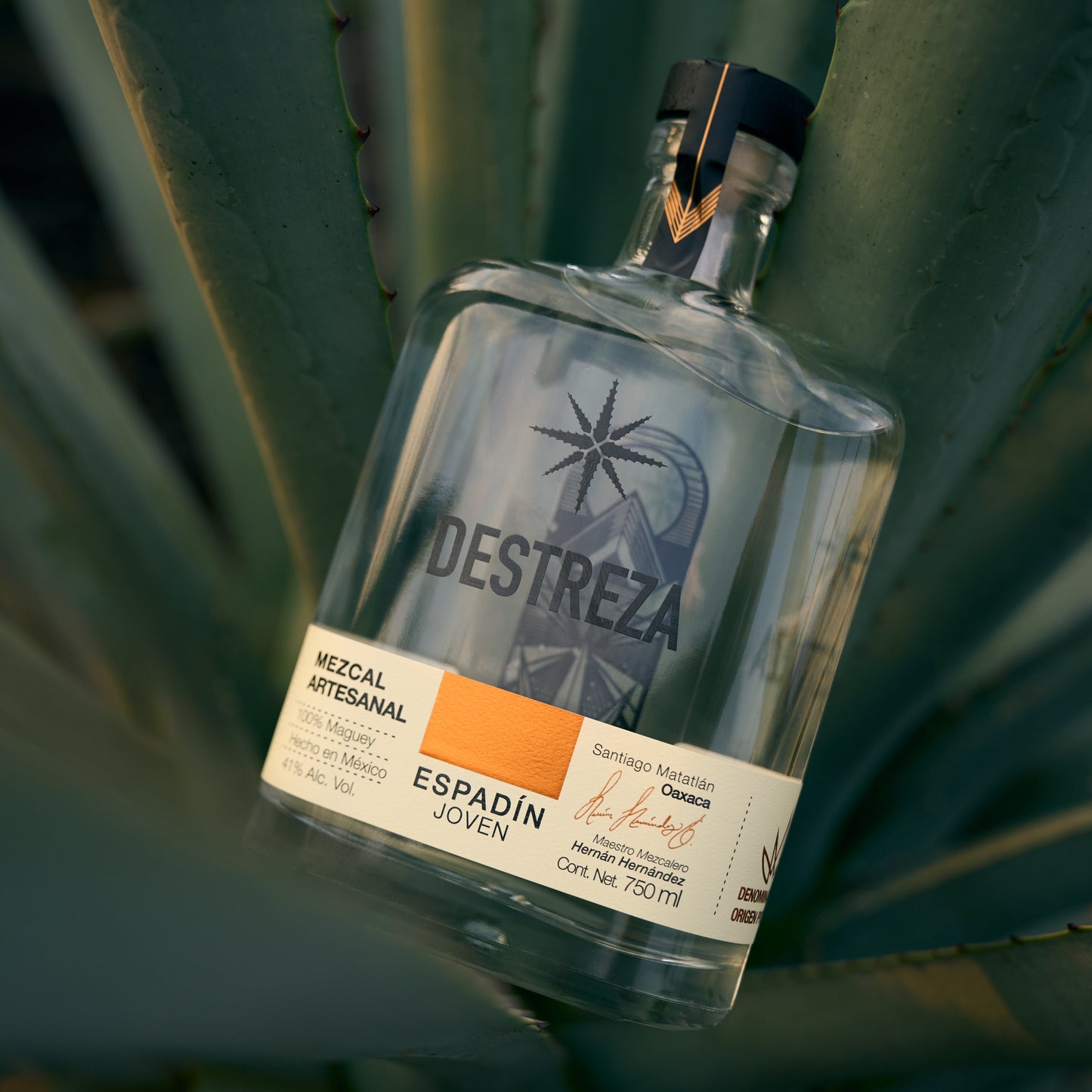 Mezcal Destreza Espadín Joven 750ml